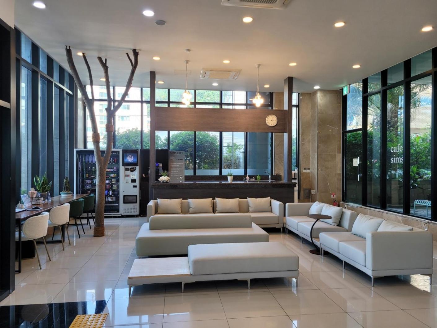 Sims Hotel เมืองเชจู ภายนอก รูปภาพ